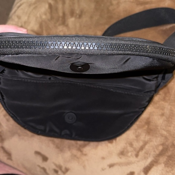 ❤️🔥STEVE MADDEN CONVERTIBLE CROSSBODY/BELT BAG - Picture 10 of 13